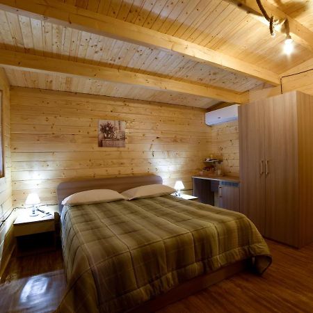 Country House Nonno Andrea Bed & Breakfast Limatola Exterior photo